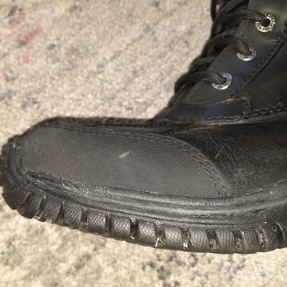 UGG Australia Adirondack - Picture 5 of 5